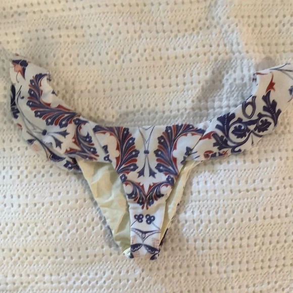 New without tags wild fox bikini bottom - Picture 1 of 3